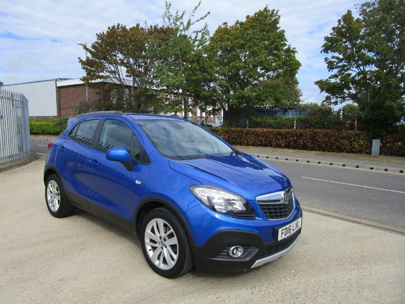 Blue Vauxhall Mokka 1.4i Turbo Exclusiv SUV 5dr Petrol Manual 2WD Euro 6 s/s 140 ps