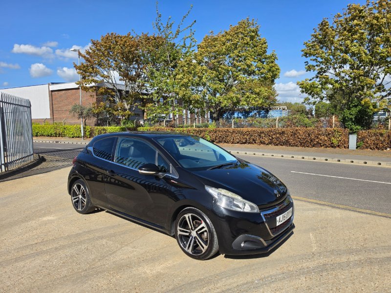 Black Peugeot 208 1.2 PureTech GT Line Hatchback 3dr Petrol Manual Euro 6 s/s 110 ps