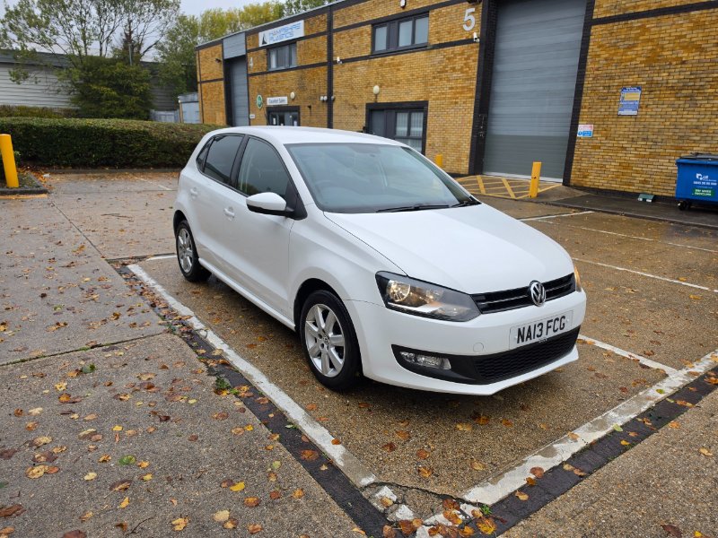 White Volkswagen Polo 1.2 Match Edition Hatchback 5dr Petrol Manual Euro 5 60 ps